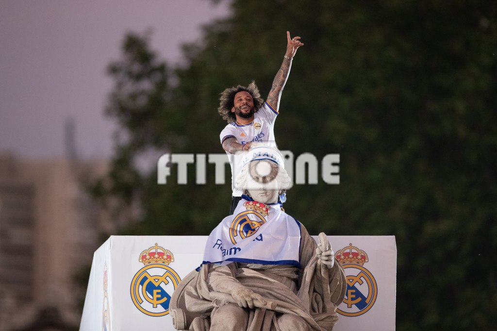 Marcelo celebra LaLiga del Real Madrid en Cibeles