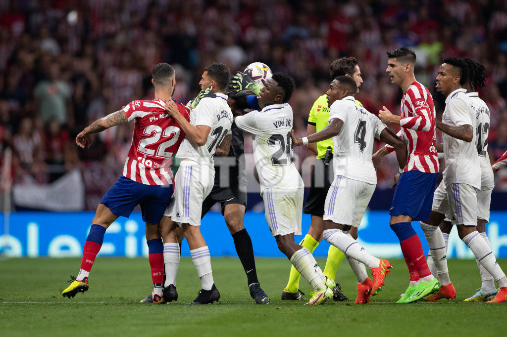 Pelea entre los jugadores del Atlético de Madrid y Real Madrid
