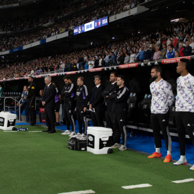 Madrid, LaLiga 2022-2023, Real Madrid CF-CA Osasuna, giocata allo stadio Santiago Bernabeu. Nella foto: Minuto di silenzio per le vittime della partita disputata in Indonesia