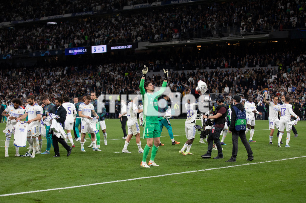El Real Madrid celebra el pase a la final de la Champions League